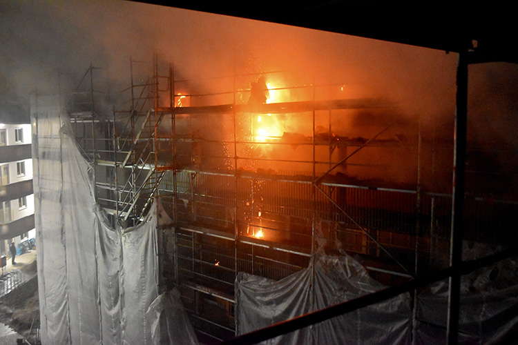 Großbrand Baustelle, Bild 1