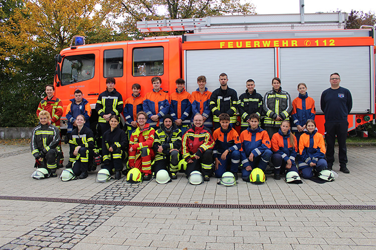 Ausbildungssaison der Feuerwehr-Grundausbildung endet, Bild 1