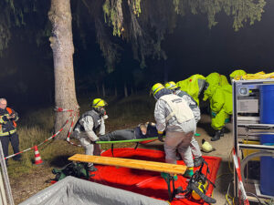 Gefahrgutübung Tanklage Krailing, Bild 11