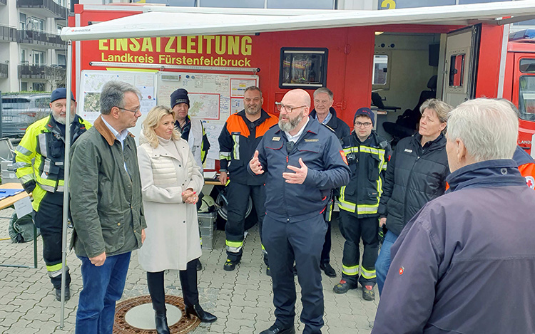 Gro&szlig;&uuml;bung der Katastrophenschutz-Organisationen