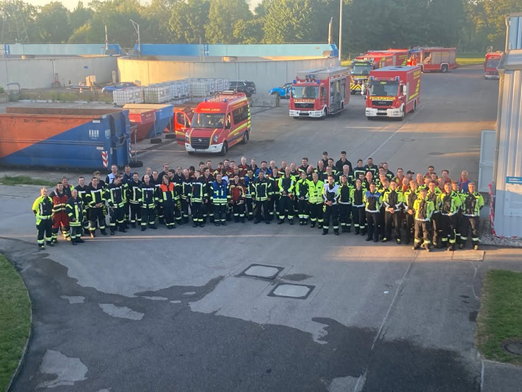 &Uuml;bung der Gefahrguteinheiten, Bild 7