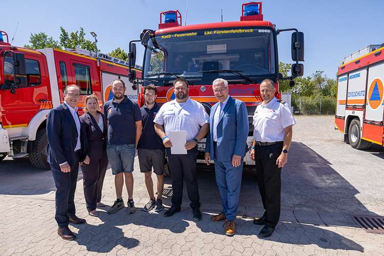 Offizielle Übergabe des neuen LF‑KatS Offizielle Übergabe des neuen LF‑KatS
